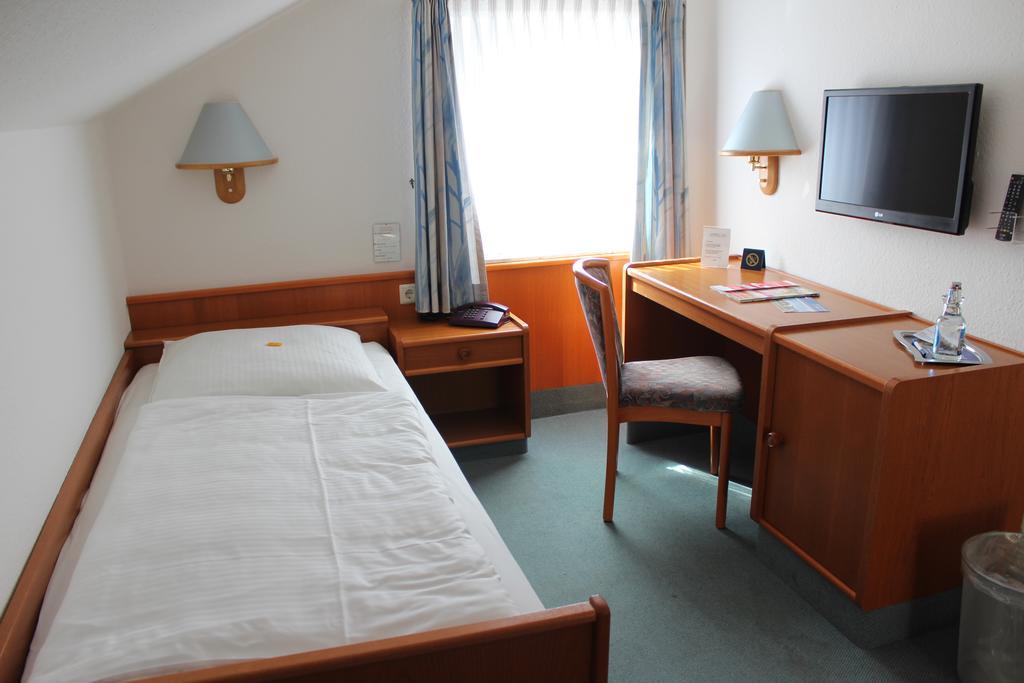 Hotel Goos Jübek Εξωτερικό φωτογραφία